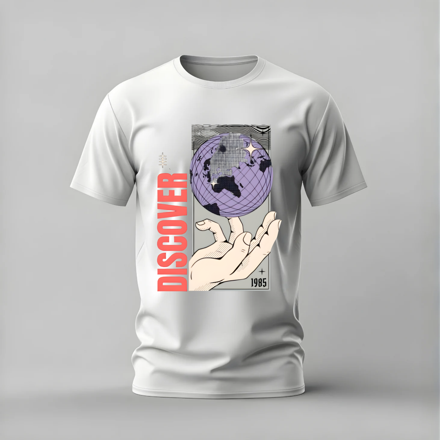 DISCOVER Globe Graphic T-Shirt
