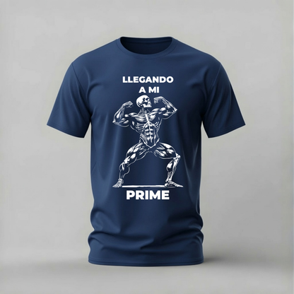 LLEGANDO A MI PRIME Graphic T-Shirt