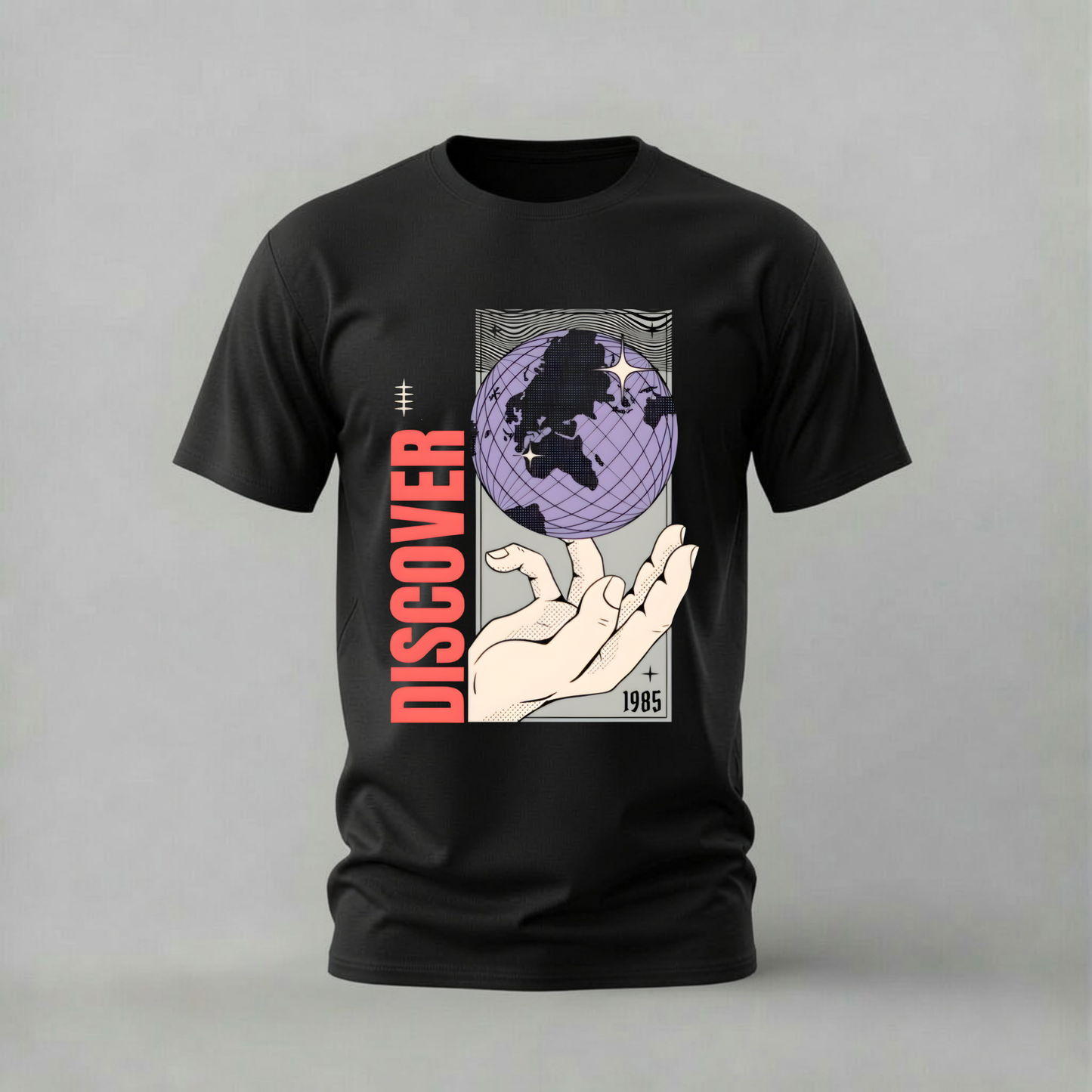 DISCOVER Globe Graphic T-Shirt