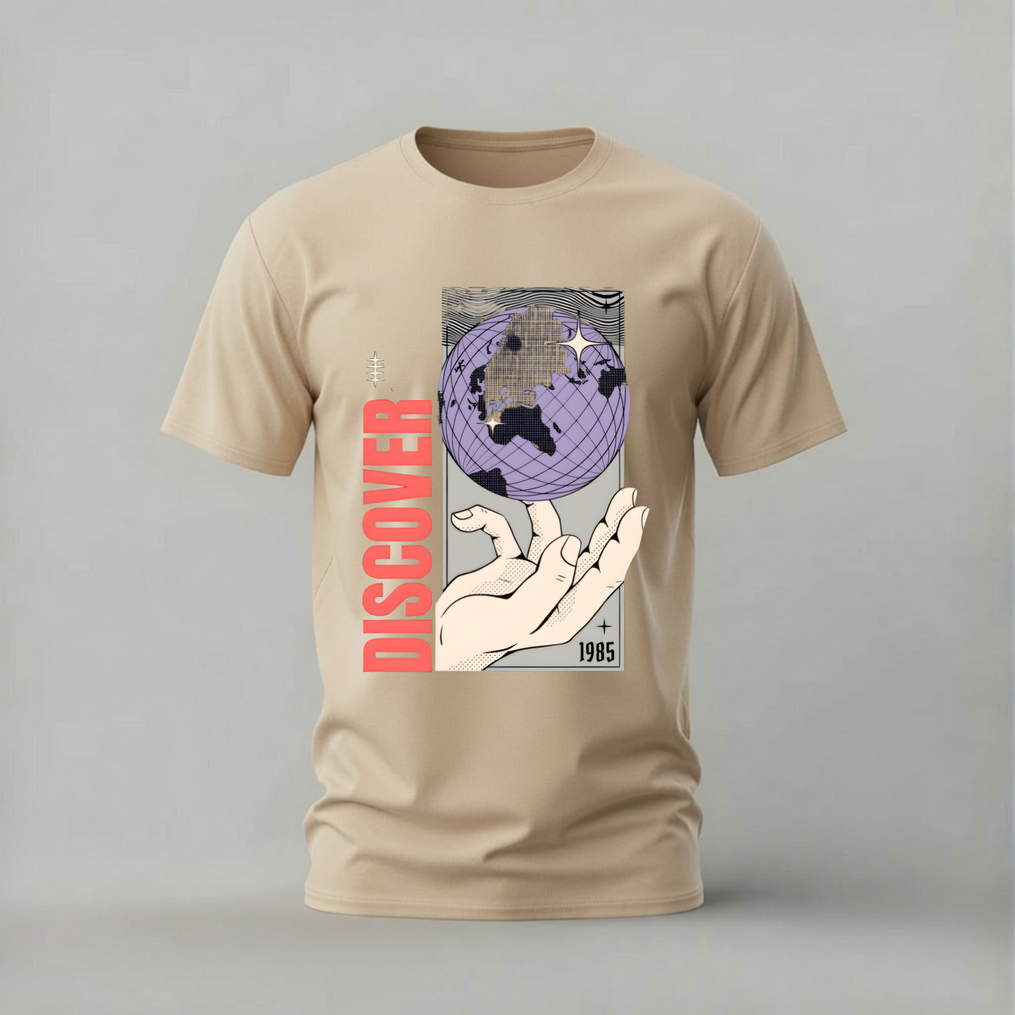 DISCOVER Globe Graphic T-Shirt