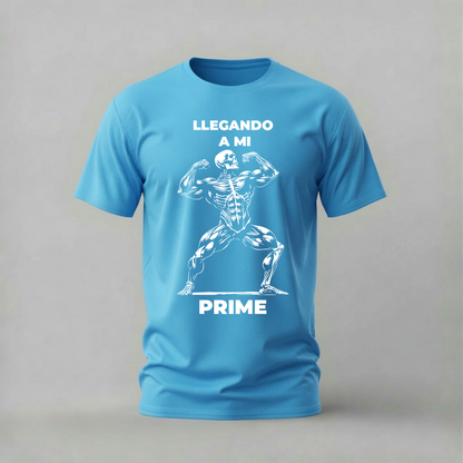 LLEGANDO A MI PRIME Graphic T-Shirt